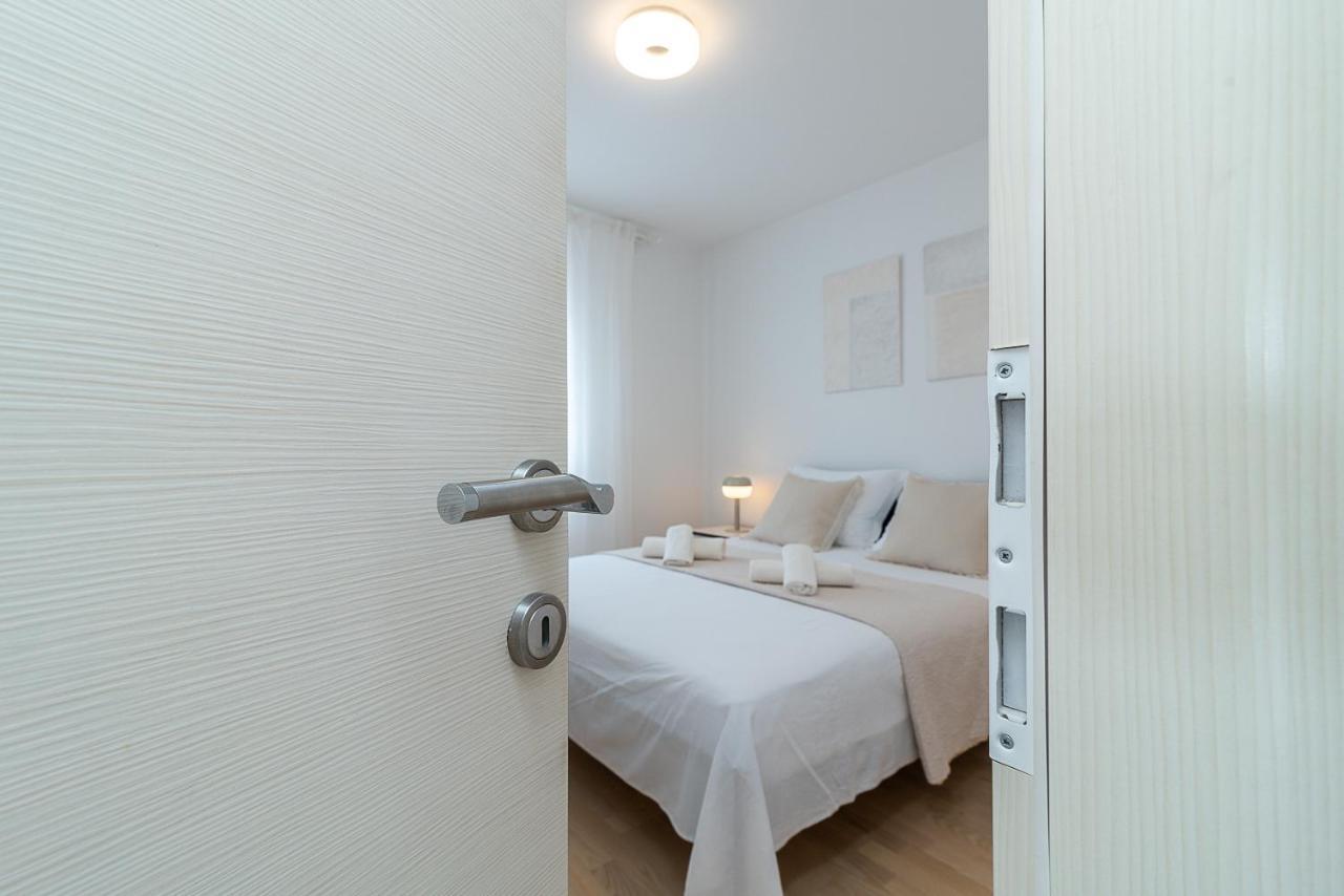 Apartman Marino Trogir Buitenkant foto